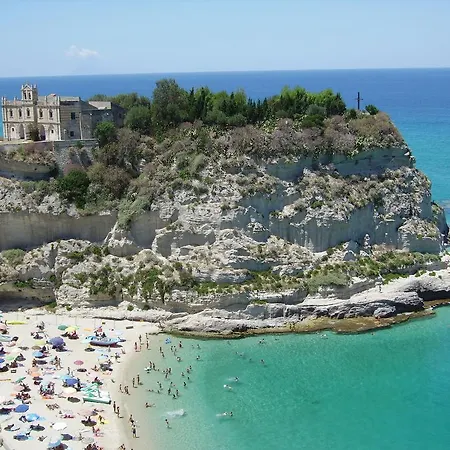 Residenza La Vigna Aparthotel 4*
