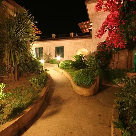 Aparthotel Residenza La Vigna 3*