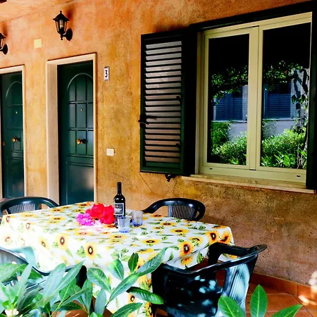 Aparthotel Residenza La Vigna 3*