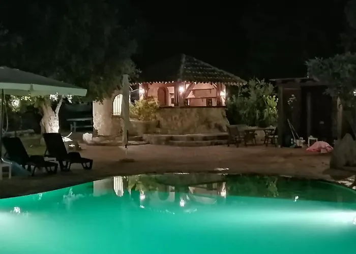 Residenza La Vigna מלון דירות 4*