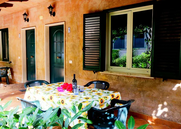 מלון דירות Residenza La Vigna 4*